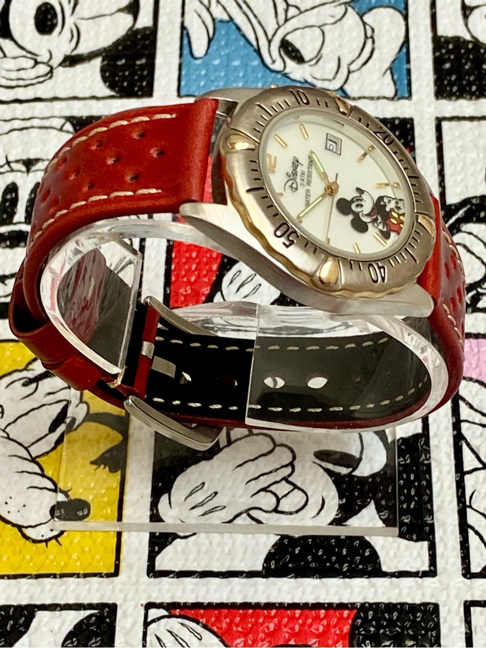 Vintage Disney Time Works Mickey Mouse Watch with Backlight and Rotating Bezel - Picture 6 of 16